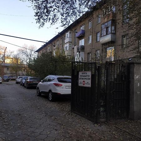 Aura On Erkindik Boulevard Bishkek Bagian luar foto